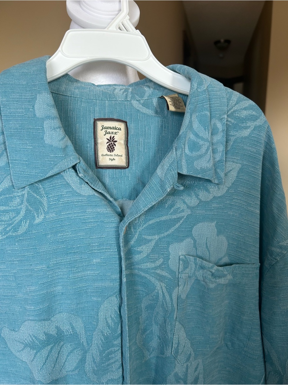 Jamaica Jaxx Light Blue Hawaiian Style 100% Silk Camp Button-Up Shirt